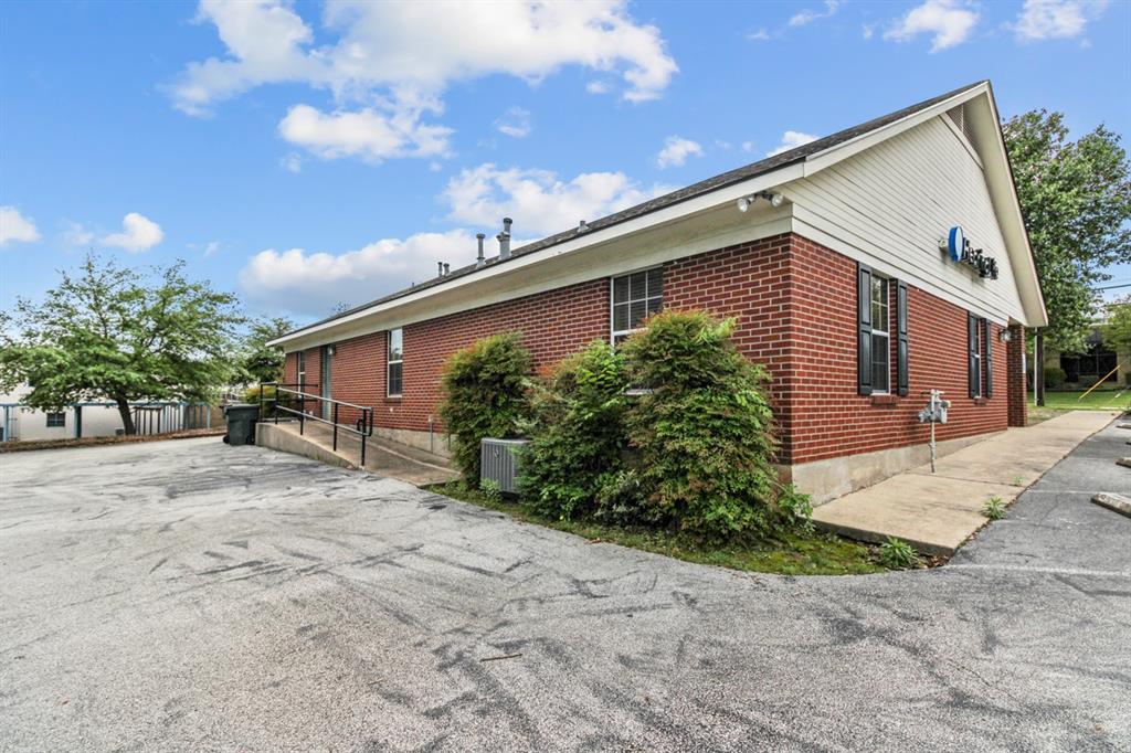 844 S Fleishel Avenue Property Photo 3