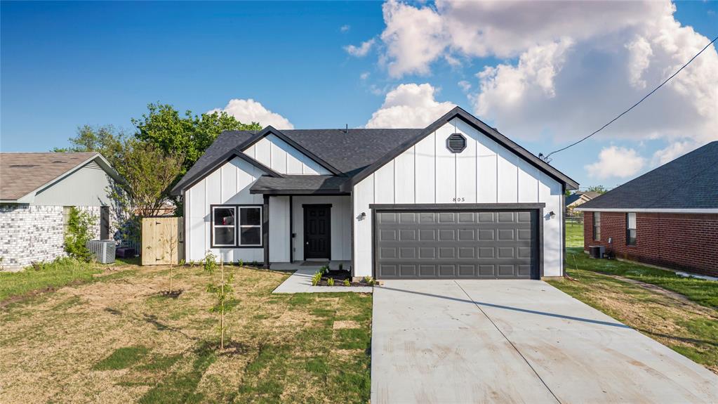 805 Melody Circle Property Photo