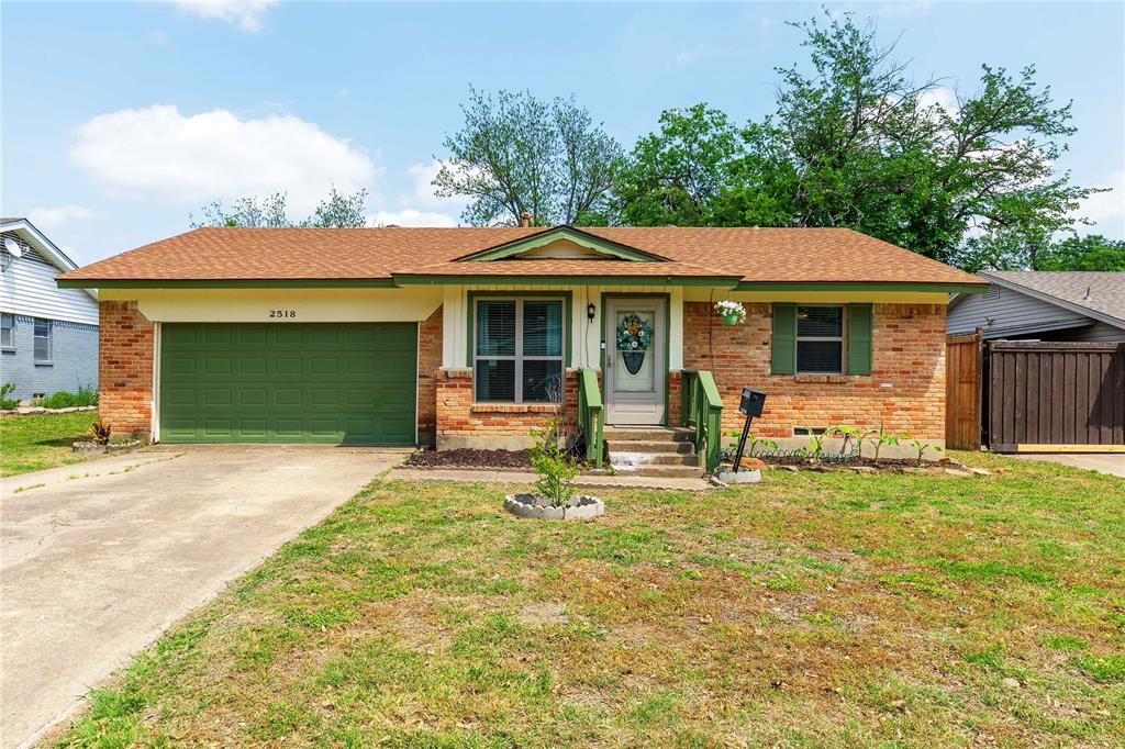 2518 Newcastle Drive Property Photo 1