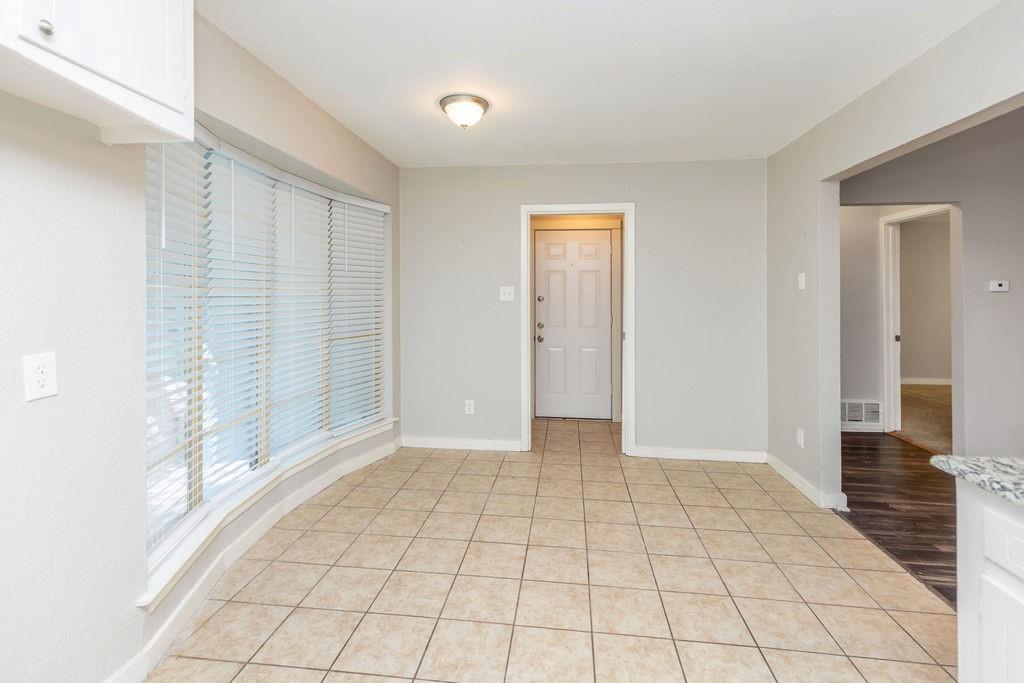 3724 Venice Drive Property Photo 5