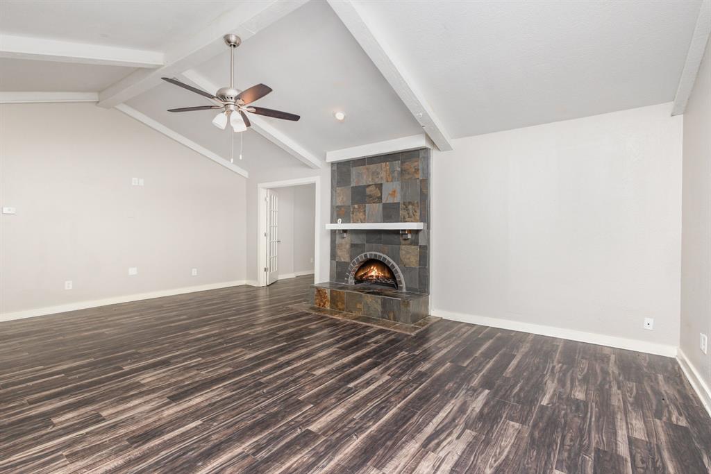 3724 Venice Drive Property Photo 6