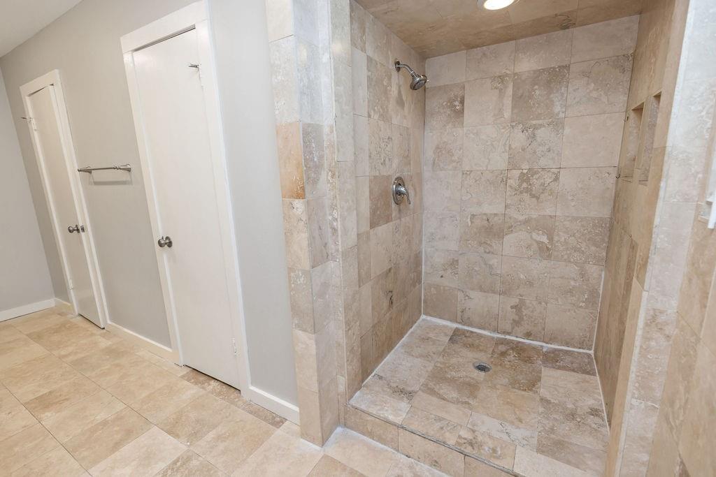 3724 Venice Drive Property Photo 16