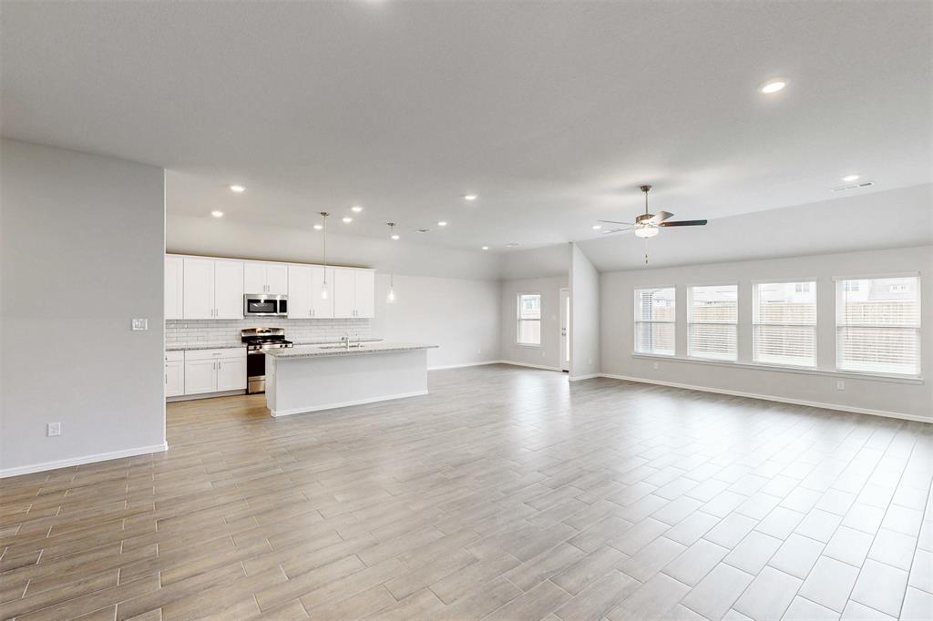 116 Northampton Drive Property Photo 4
