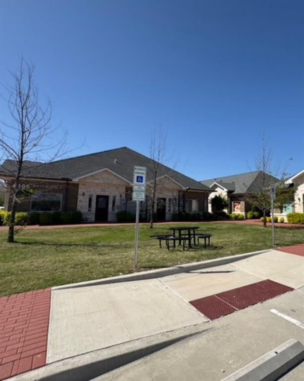 4300 Punjab Way Property Photo 6
