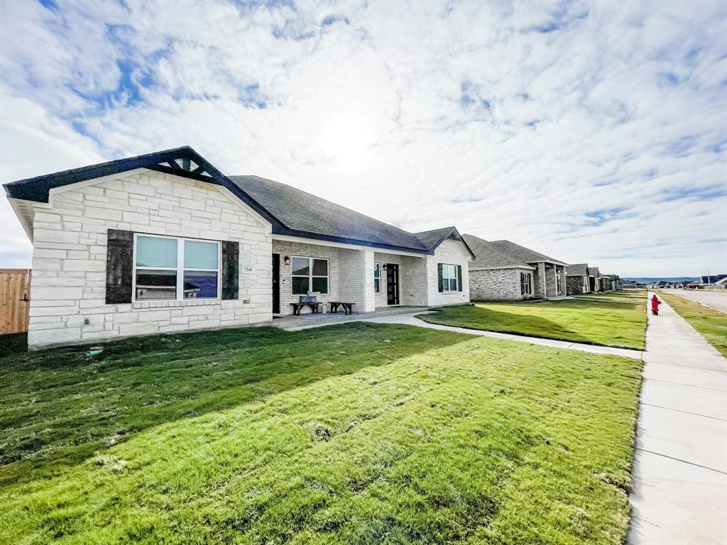 7345 Mountain View Road Property Photo