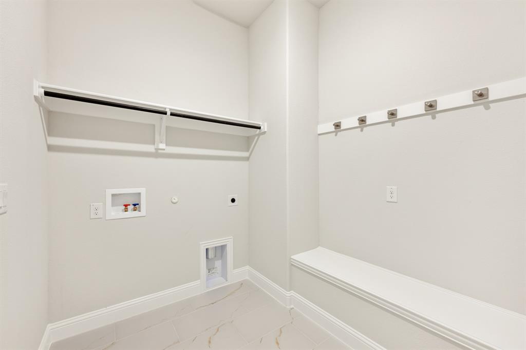 213 Seminole Trail Property Photo 12