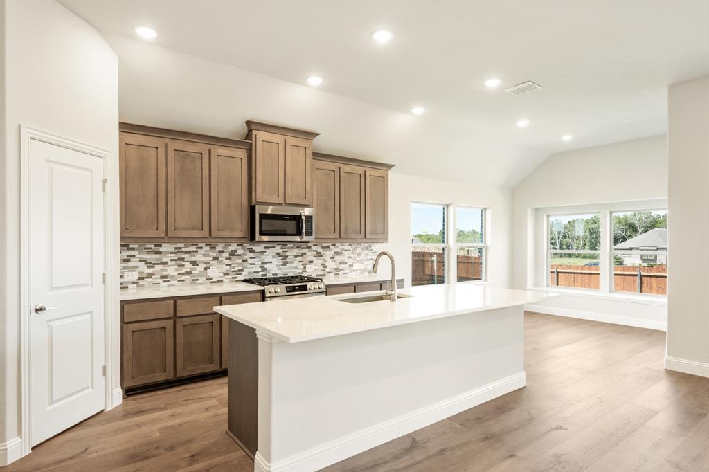 213 Seminole Trail Property Photo 17