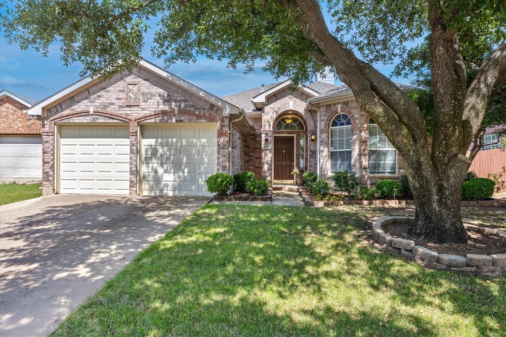 2406 Lula Court Property Photo 1