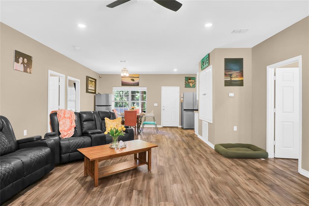 411 Johnson Street Property Photo 1
