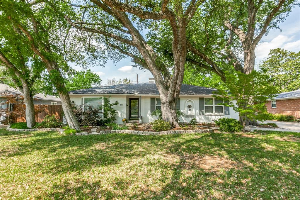 818 Westwood Drive Property Photo
