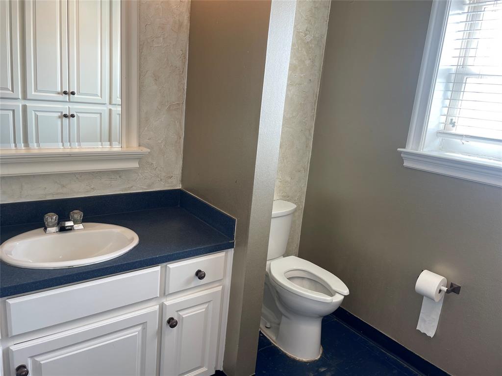 140 E Irving Boulevard Property Photo 8
