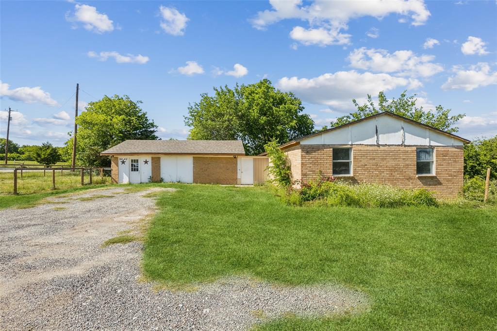 9242 Green Springs Circle Property Photo 1