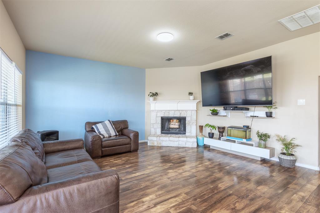14504 Eaglemont Drive Property Photo 8