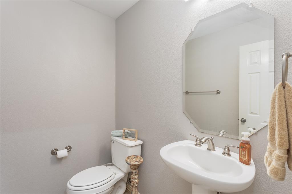6537 Stewart Boulevard Property Photo 3