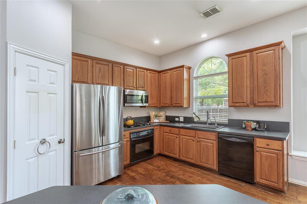 6537 Stewart Boulevard Property Photo 11