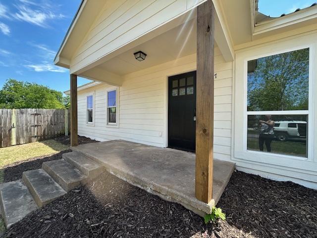 317 W Elm Street Property Photo