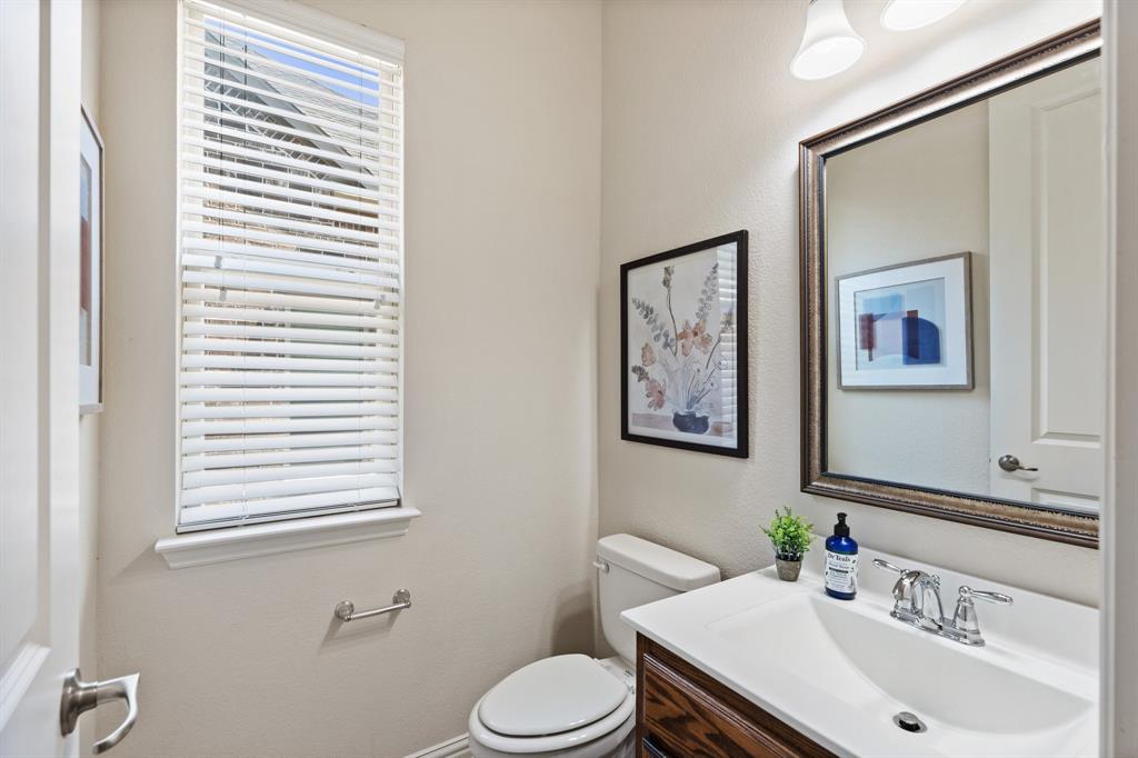 10912 Capri Drive Property Photo 6