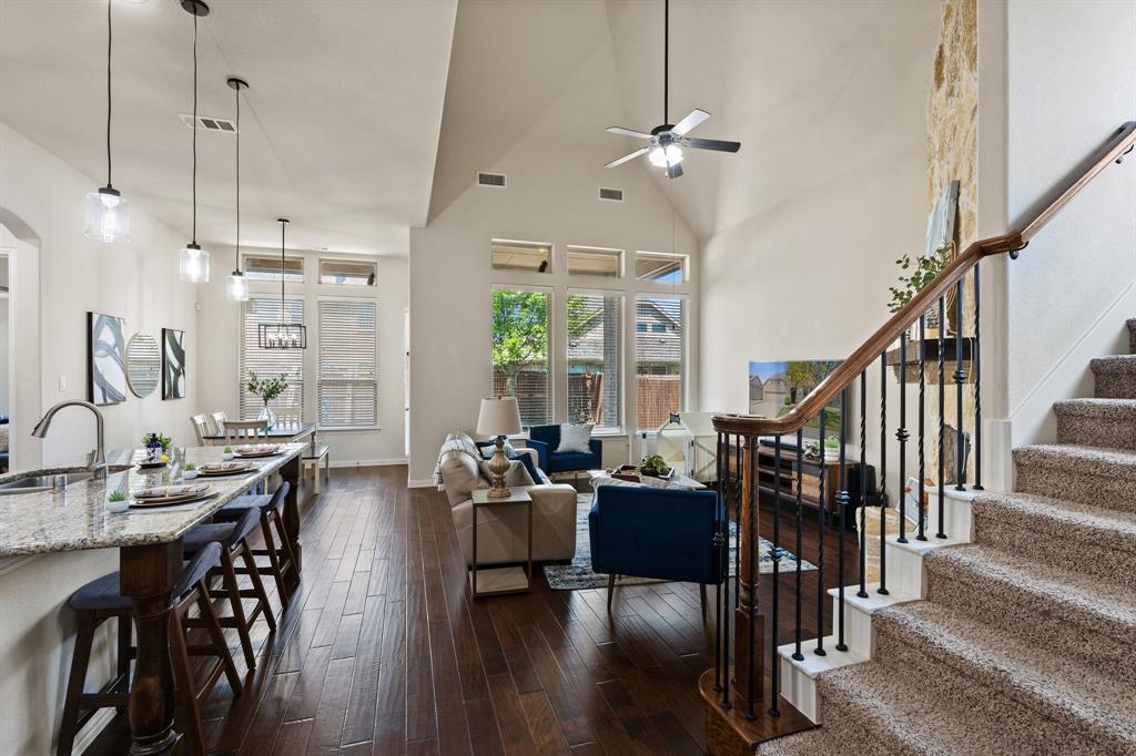 10912 Capri Drive Property Photo 9