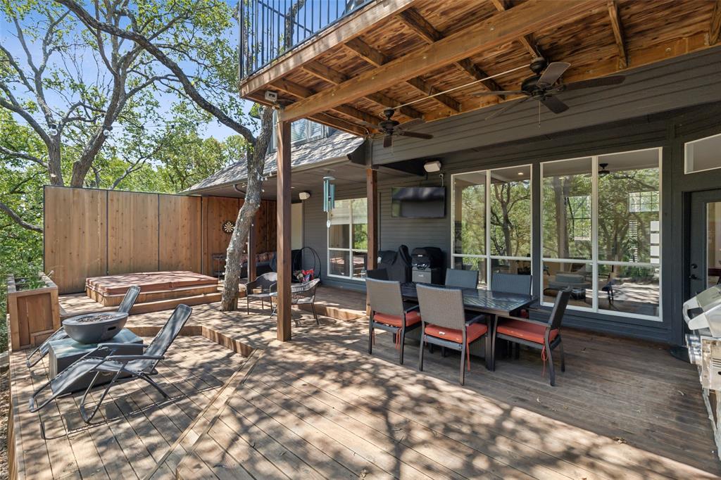 200 Rosewood Drive Property Photo 29