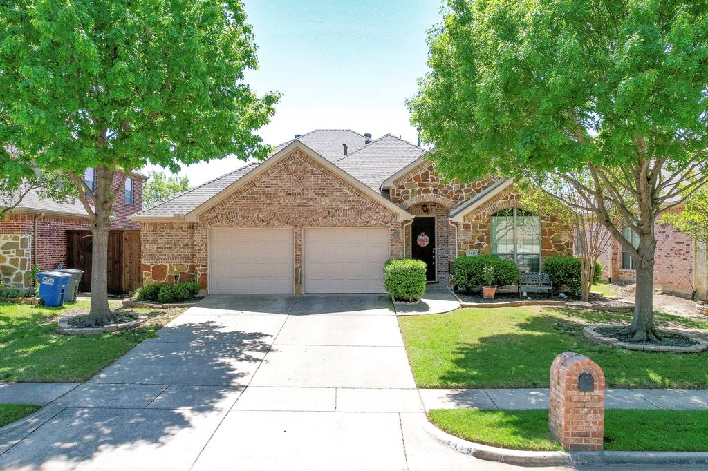 2416 Yuma Drive Property Photo 1