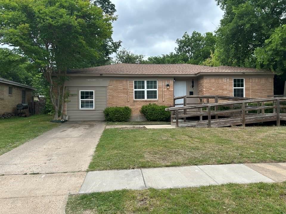 319 Cypress Street Property Photo 1