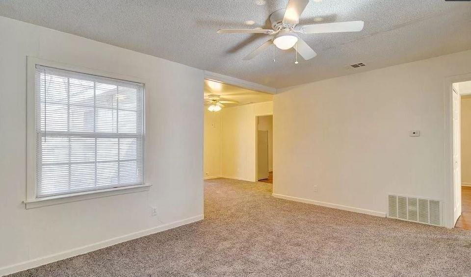 5848 Lyle Street Property Photo 3