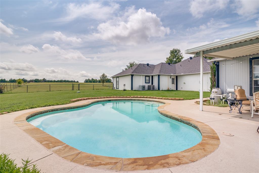 20762 S Fm 740 Property Photo 9