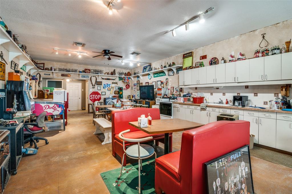 20762 S Fm 740 Property Photo 17