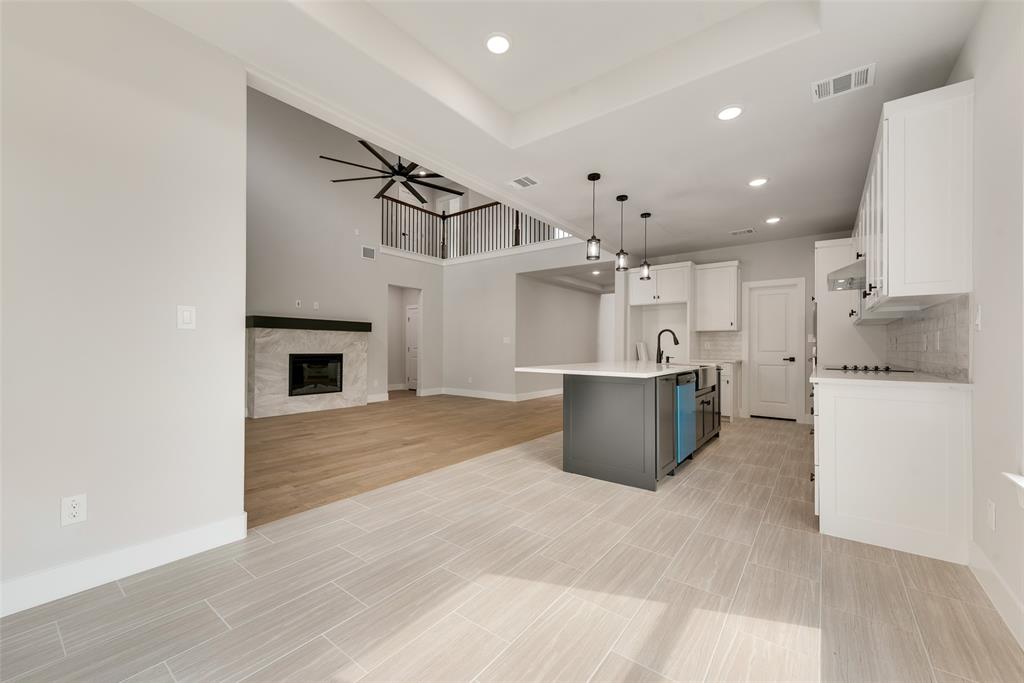 6810 Windward View Drive Property Photo 14