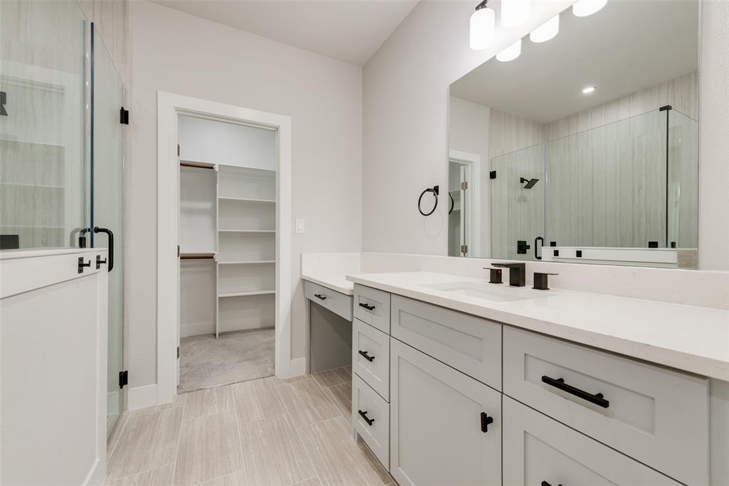6810 Windward View Drive Property Photo 21