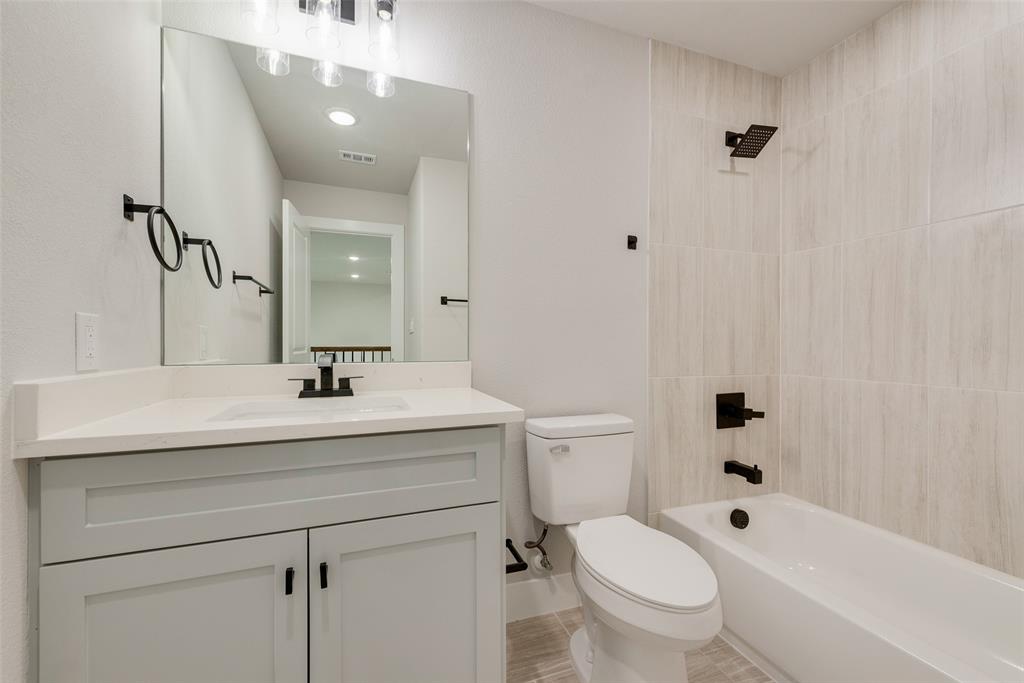 6810 Windward View Drive Property Photo 31