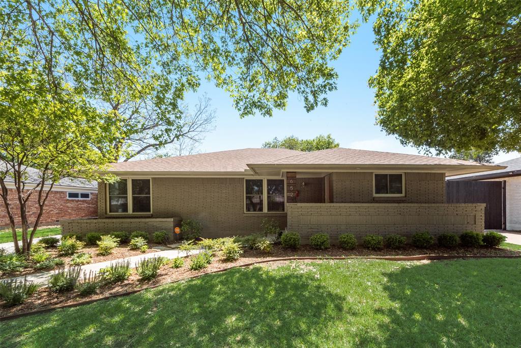 652 Bizerte Avenue Property Photo 1