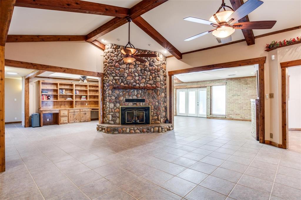 9470 S Highway 377 Property Photo 3