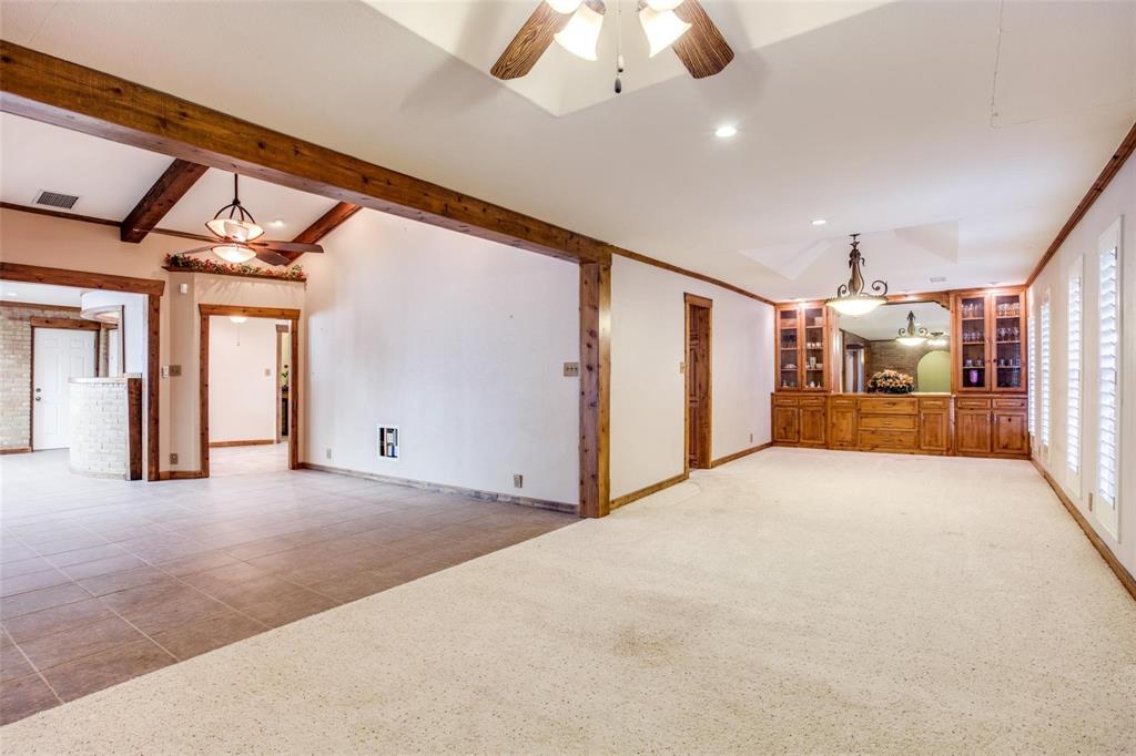 9470 S Highway 377 Property Photo 7
