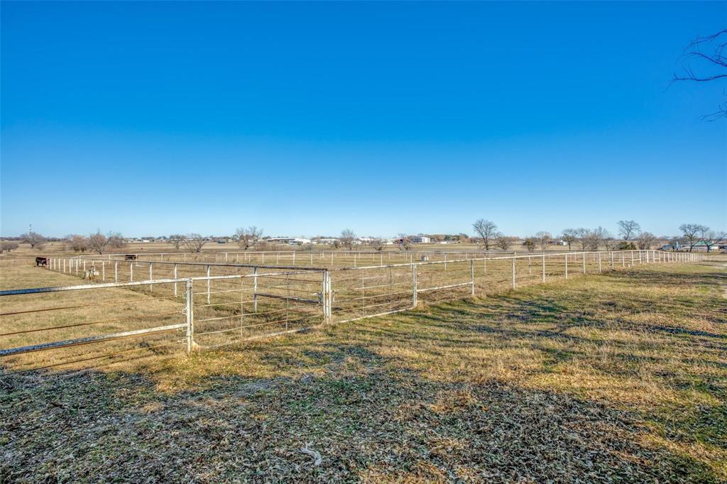 9470 S Highway 377 Property Photo 20