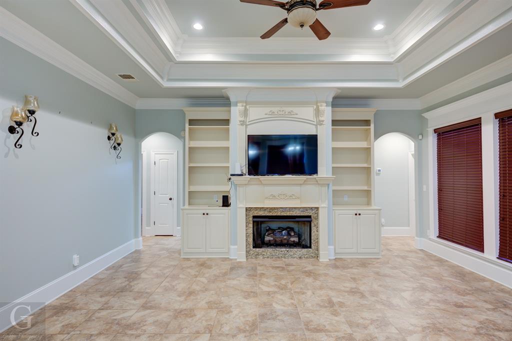 9973 Burgundy Oaks Drive Property Photo 12
