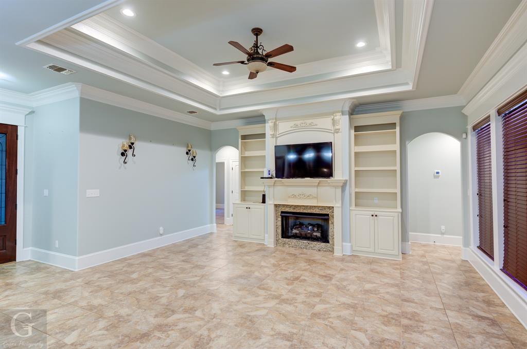 9973 Burgundy Oaks Drive Property Photo 13