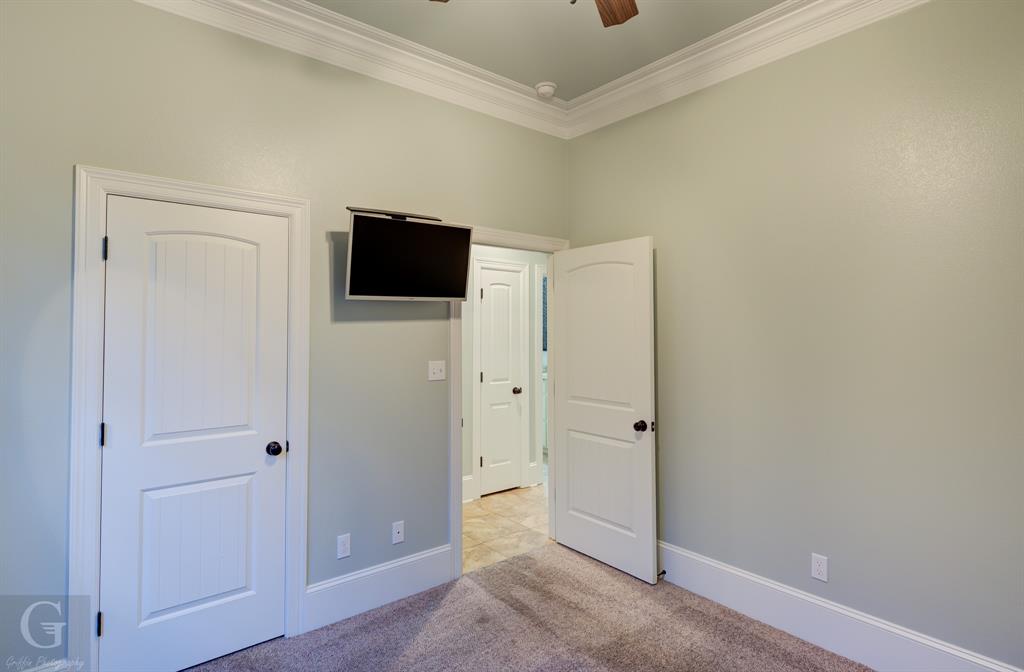 9973 Burgundy Oaks Drive Property Photo 17