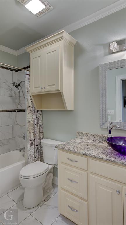9973 Burgundy Oaks Drive Property Photo 32