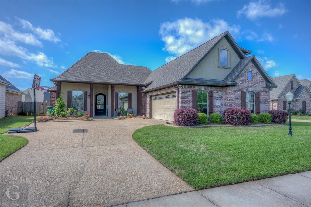 724 Dumaine Drive Property Photo 1