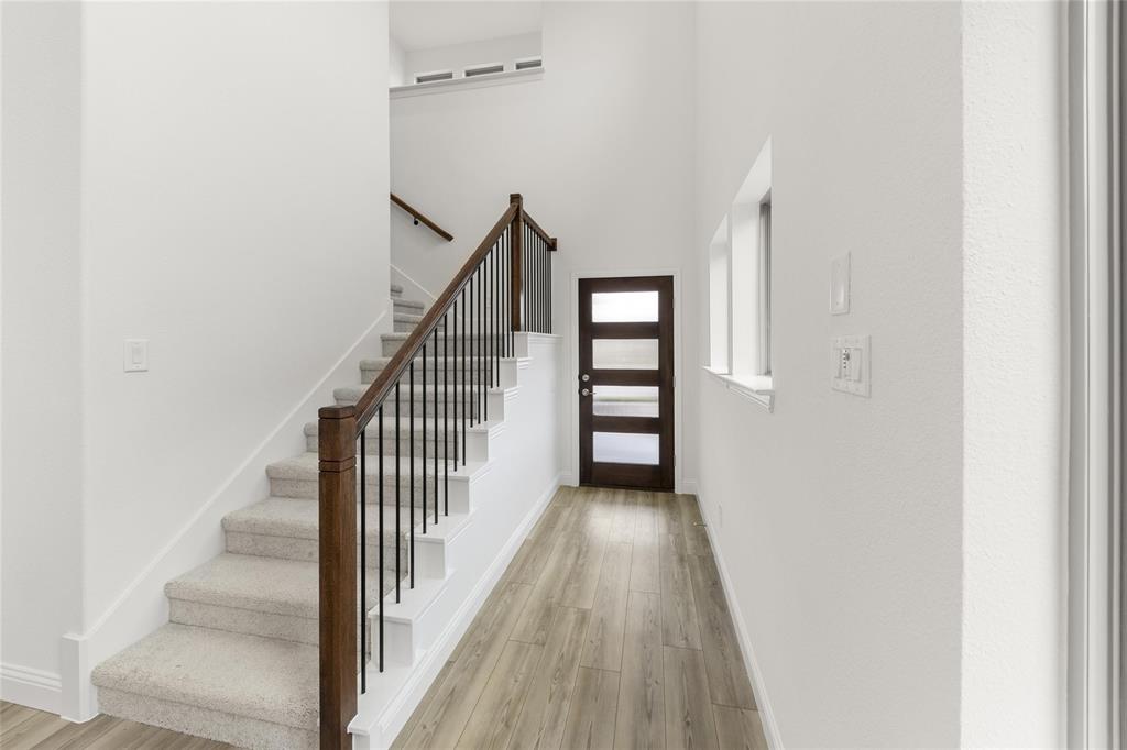 1612 Grassy Pond Road Property Photo 2