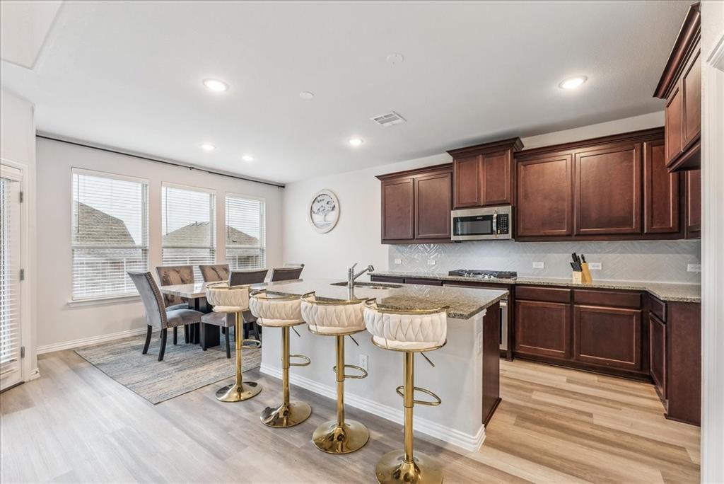 2203 Lannister Street Property Photo