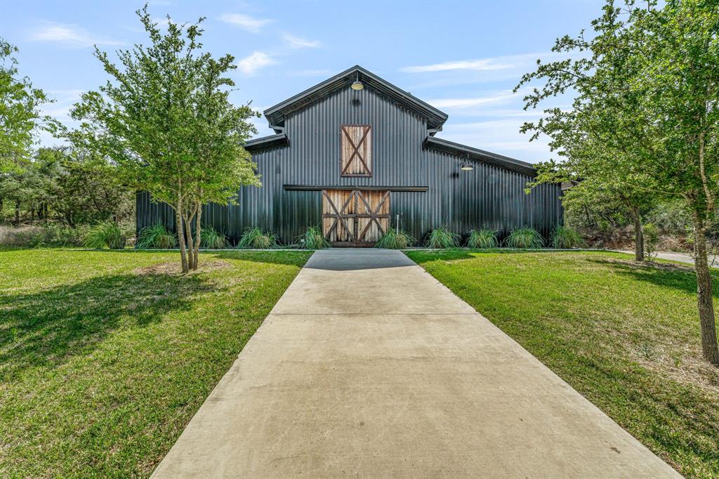 886 Mitchell Hill Road Property Photo