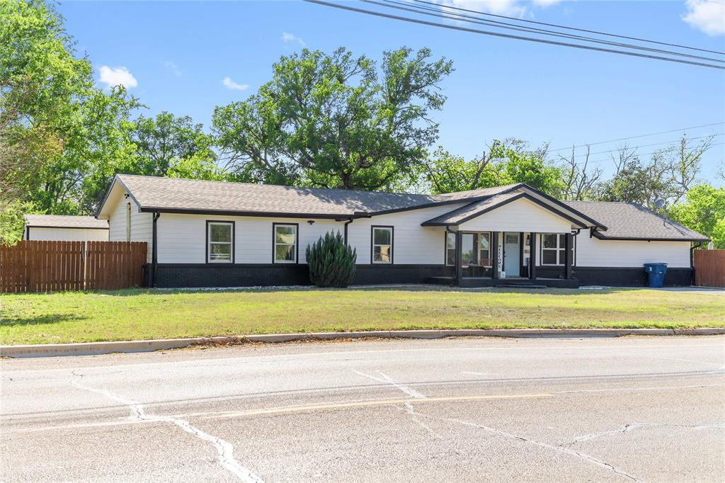 3209 4th Street Property Photo