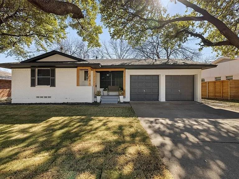 1305 Magnolia Drive Property Photo