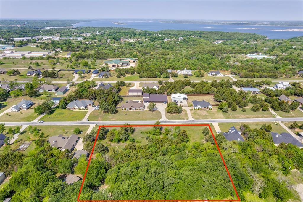 166 Guy Lane Property Photo