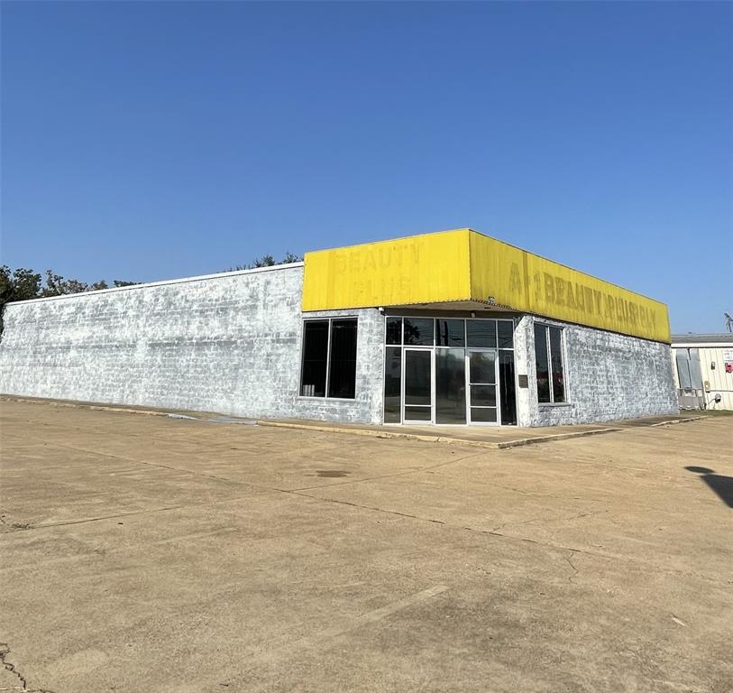 2121 E Texas Street Property Photo