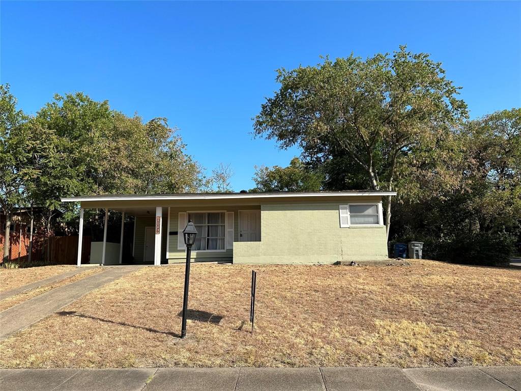 9795 Twin Creek Circle Property Photo
