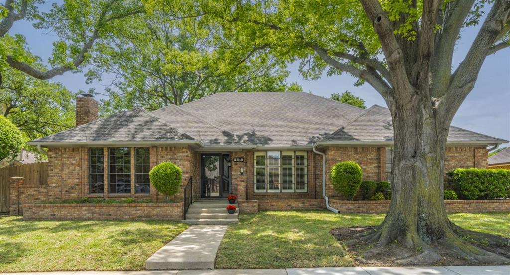 2512 Woodfield Way Property Photo