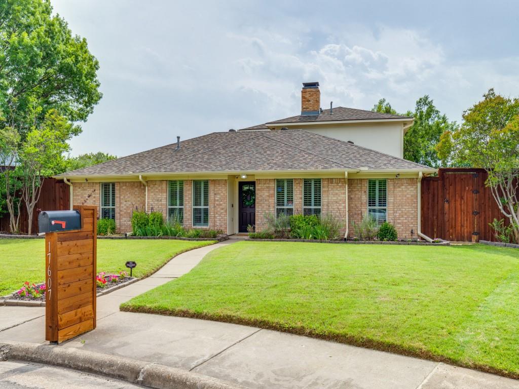 17607 Seedling Court Property Photo 1
